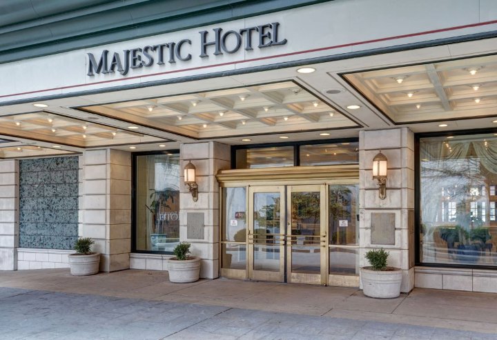 圣路易斯雄伟酒店(The Hotel Majestic St. Louis)