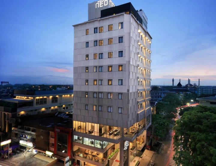 坤甸尼奥噶迦玛达酒店(Hotel Neo Gajah Mada Pontianak)