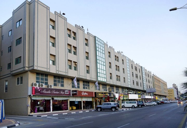 曼苏尔广场酒店式公寓(Mansour Plaza Hotel Apartments)