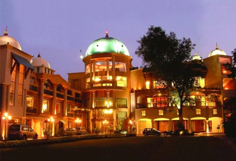 纳曼达杰克森斯格兰德遗产酒店(Grand Heritage Narmada Jacksons)