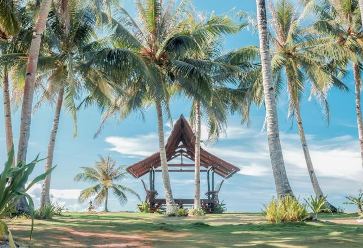 海洋 101 号海滩度假村(Ocean 101 Beach Resort)