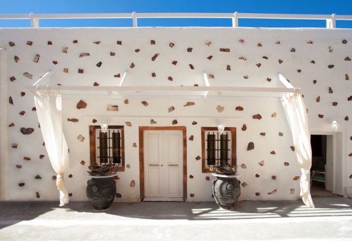 橄榄洞穴别墅酒店(Olive Cave Houses)