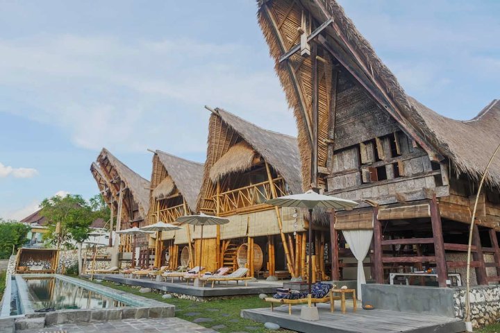 巴厘岛托拉雅沨竹别墅(Toraja Bambu Villa Bali)