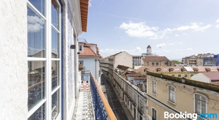 Prime Lisbon - Boavista 44