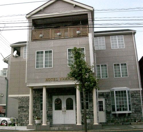 中洲商务酒店(Business Hotel Nakazu)