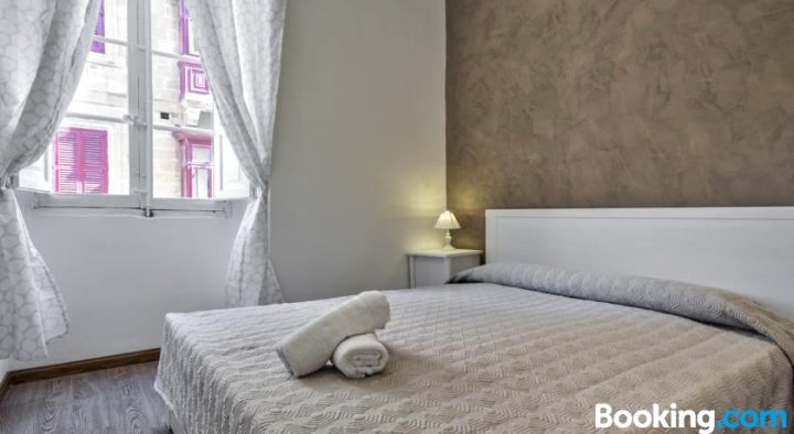 Cozy and Modern Valletta 1-Bedroom