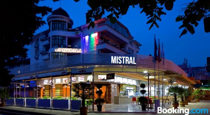 Hotel Mistral
