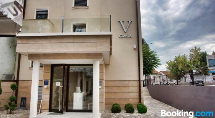 Casa V Luxury Apartments