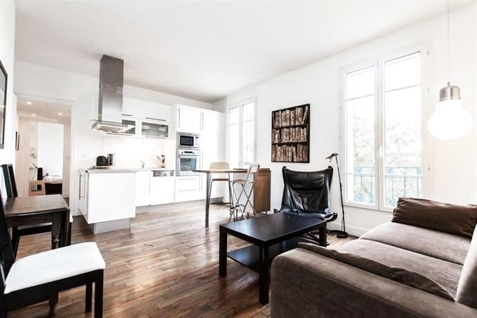 Banquier Halldis Apartment