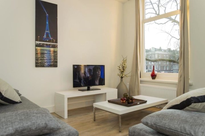 Marnix Canal Apartment