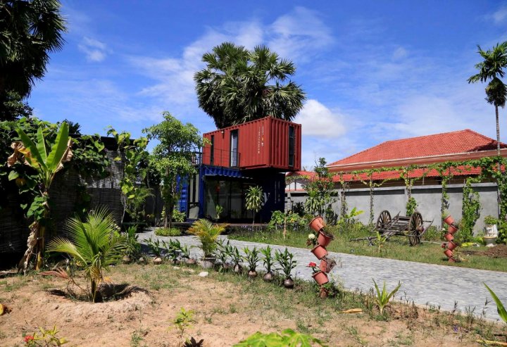 Charming Siem Reap Container House