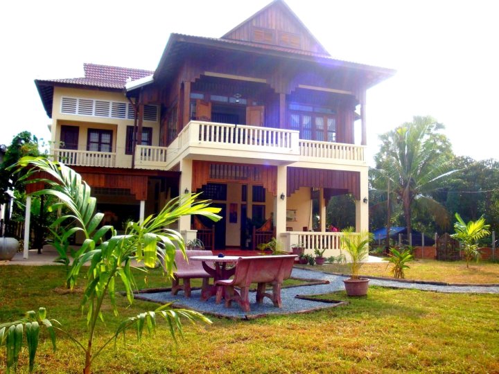 Sunsai Villa