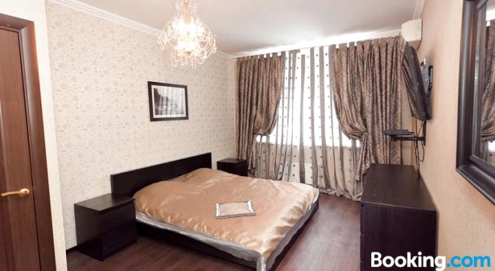 Apartment Grand Kazan on Chistopolskaya 76