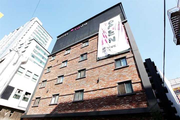 Yaja Hotel Chunho