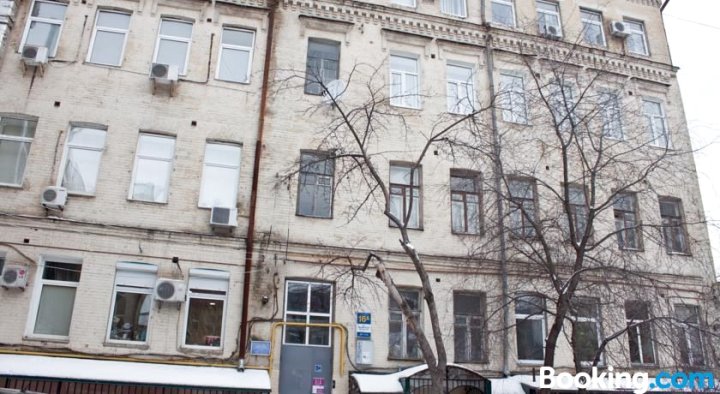Kiev Accommodation Apartment on Mihailovska st.