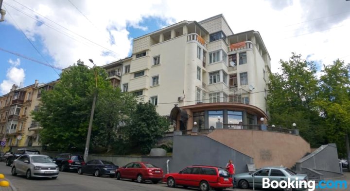 Apartement Kruglouniversitetska 2/1