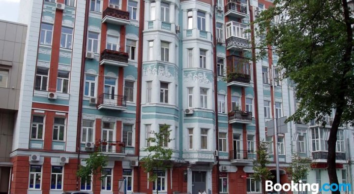 Modern Center Kiev Apartment