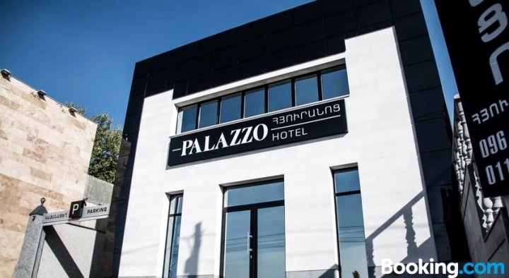Palazzo Hotel
