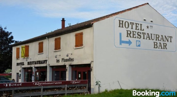 普拉诺特斯餐厅酒店(Hotel Restaurant les Planottes)