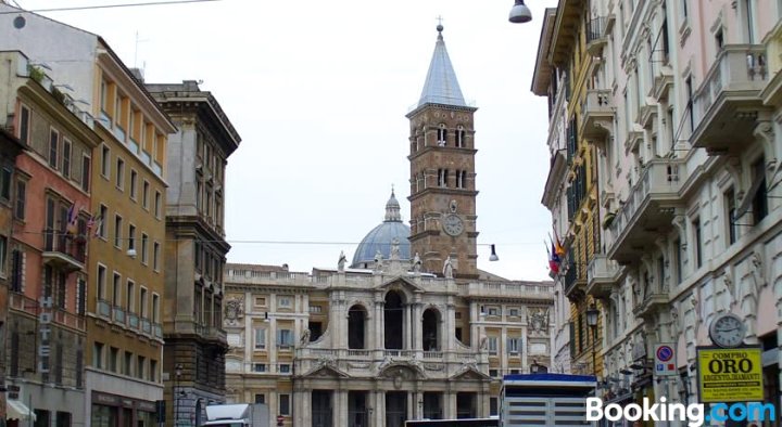 Santa Maria Maggiore Apartment
