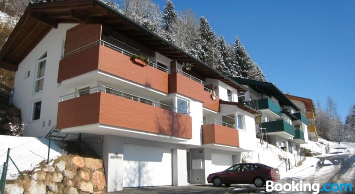 Apartment Bruckberg A by Alpen Apartments