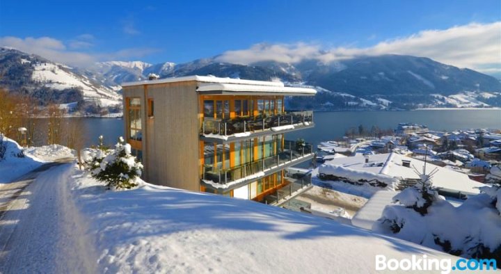 Mountain Joy - by Alpen Apartments