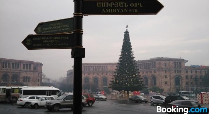 Apartment on Amiryan 4