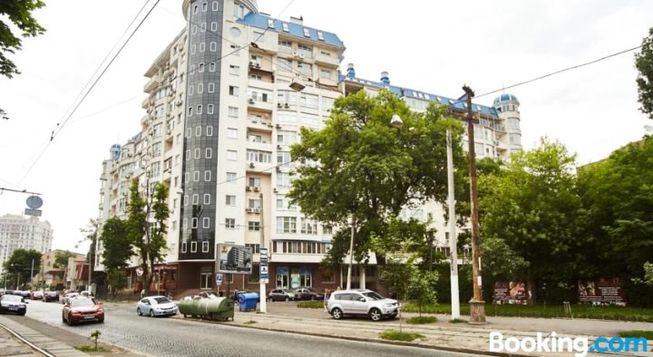 Marsel Apartment in Odessa