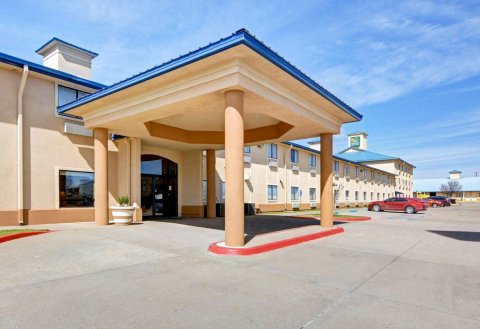 威奇托福尔斯行政汽车旅馆(Executive Inn and Suites Wichita Falls)
