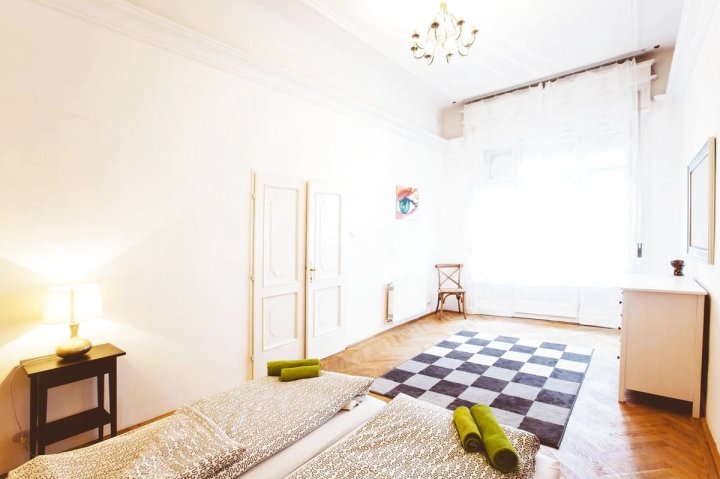 布达佩斯利文公寓 - 老邮局街(Living Budapest Apartment - Régi Posta Utca)