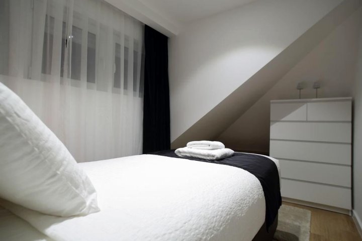 皇后豪华公寓酒店 - Villa Medici(The Queen Luxury Apartments - Villa Medici)