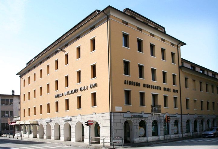 阿尔博格黛尔艾比酒店(Albergo Delle Alpi)