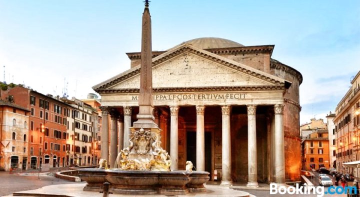 Roma Pantheon Suite(Roma Pantheon Suite)