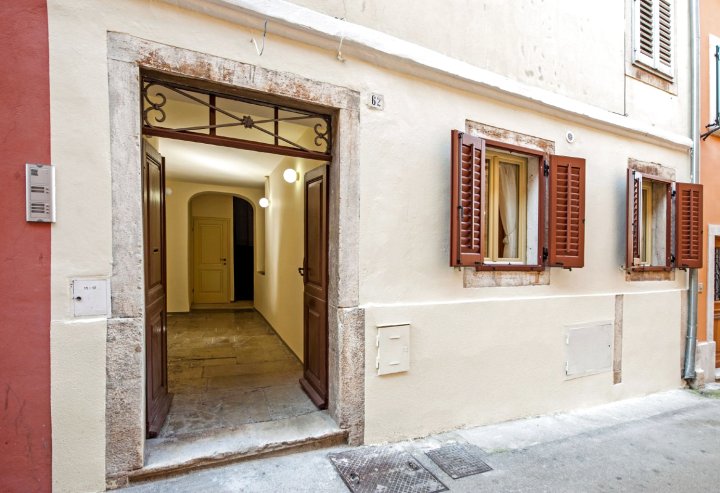 安提卡波塔苏马开放式公寓酒店(Studios Antica Porta Sul Mar)