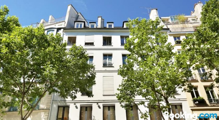 圣日耳曼大道崇高公寓酒店(Sublime Appartement Bld Saint Germain)