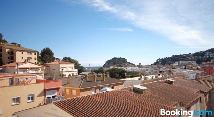 Lets Holidays Charming Apartment Tossa