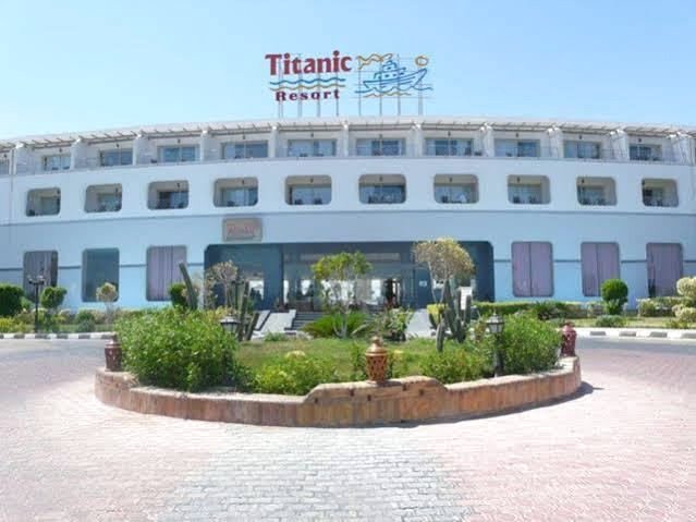 泰坦尼克度假村与水上乐园(Titanic Aqua Park Resort)