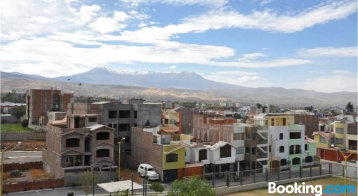 Departamento Amoblado Con Jacuzzi y Terraza