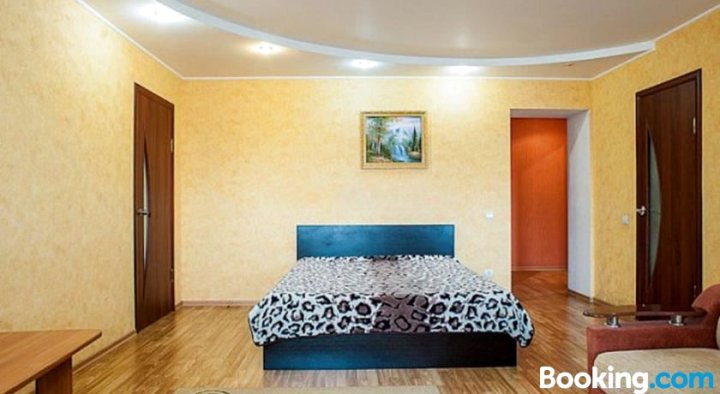 Apartment on Bukhantseva