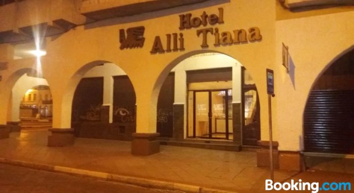Hotel Alli Tiana