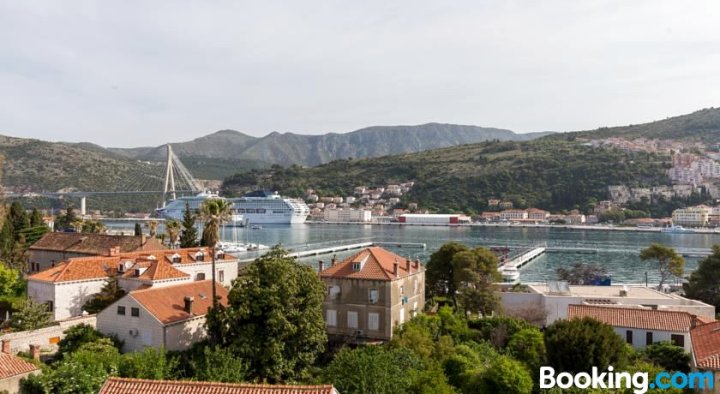 Apartment Marina View