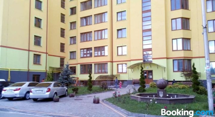 Apartment Shyshkevycha 16