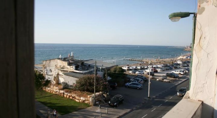Prime Location in Jaffa Hatsorfim St