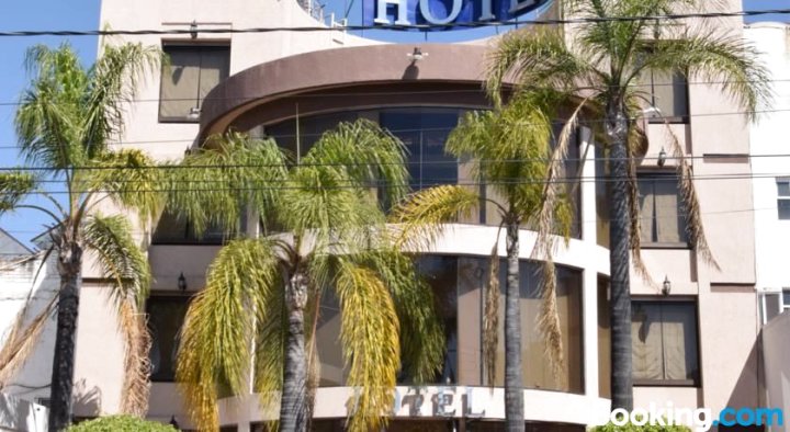 皇家阿兹特克左纳皮耶尔酒店(Hotel Real Azteca Zona Piel)