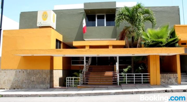 Hotel Dinastía Colima