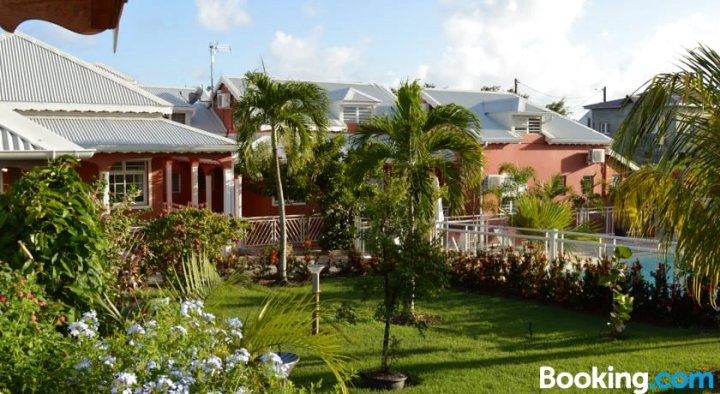 Etal Paradise... Un Paradis Tropical en Guadeloupe