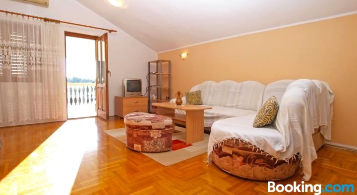 Apartment Cvetana 1213