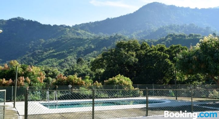 Cabañas El Descanso y Zamukia