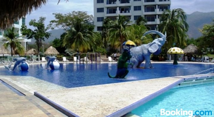 Costa Azul Suites Apartamento 603