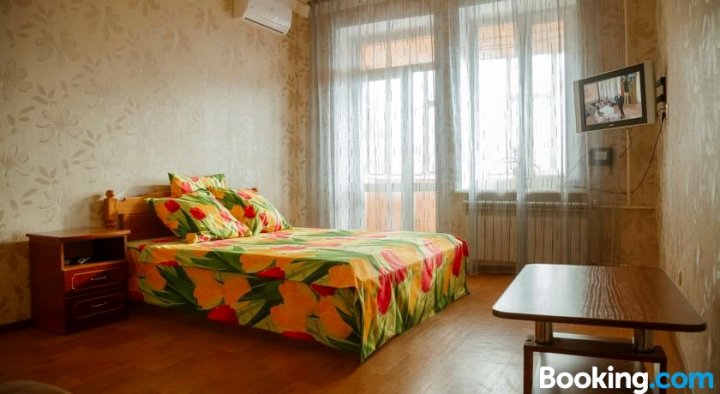Apartment on Orlova 8